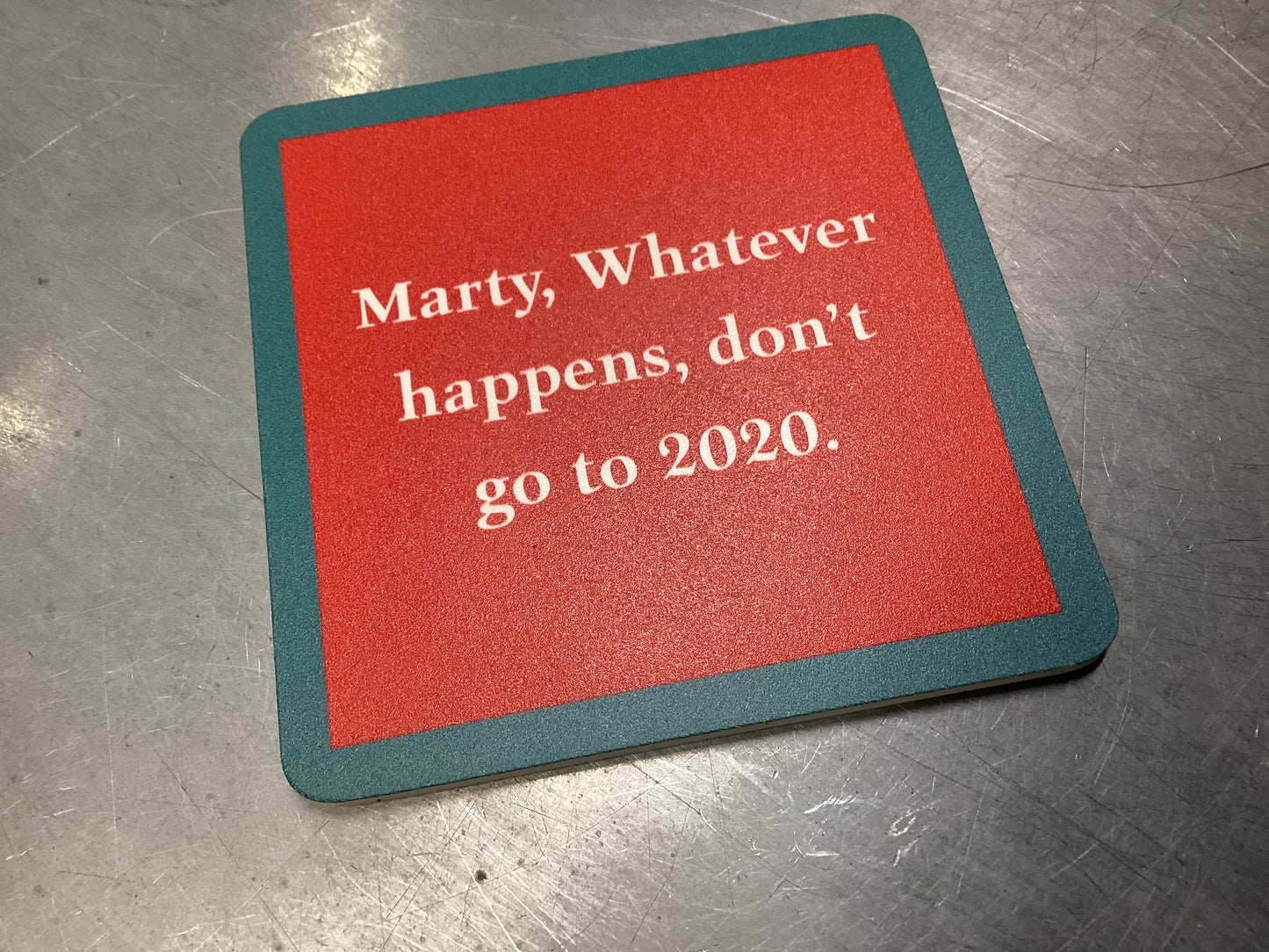 DOM-1146 COASTER MARTY