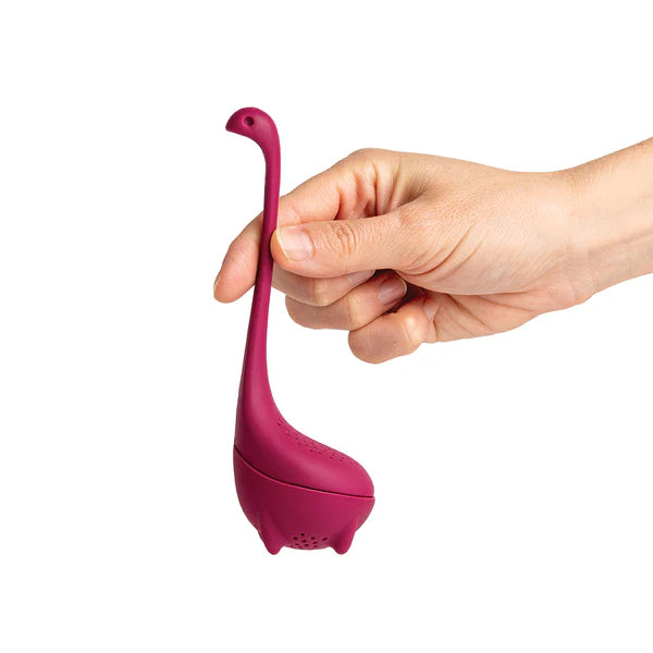 OT-842 BABY NESSIE TEA INFUSER (PURPLE)
